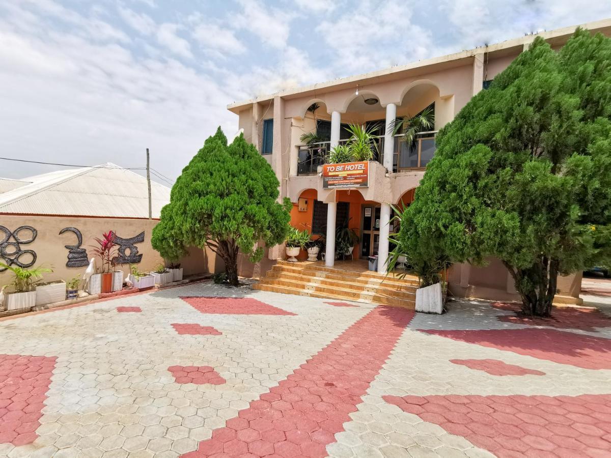 To Be Hotel Кумаси Экстерьер фото