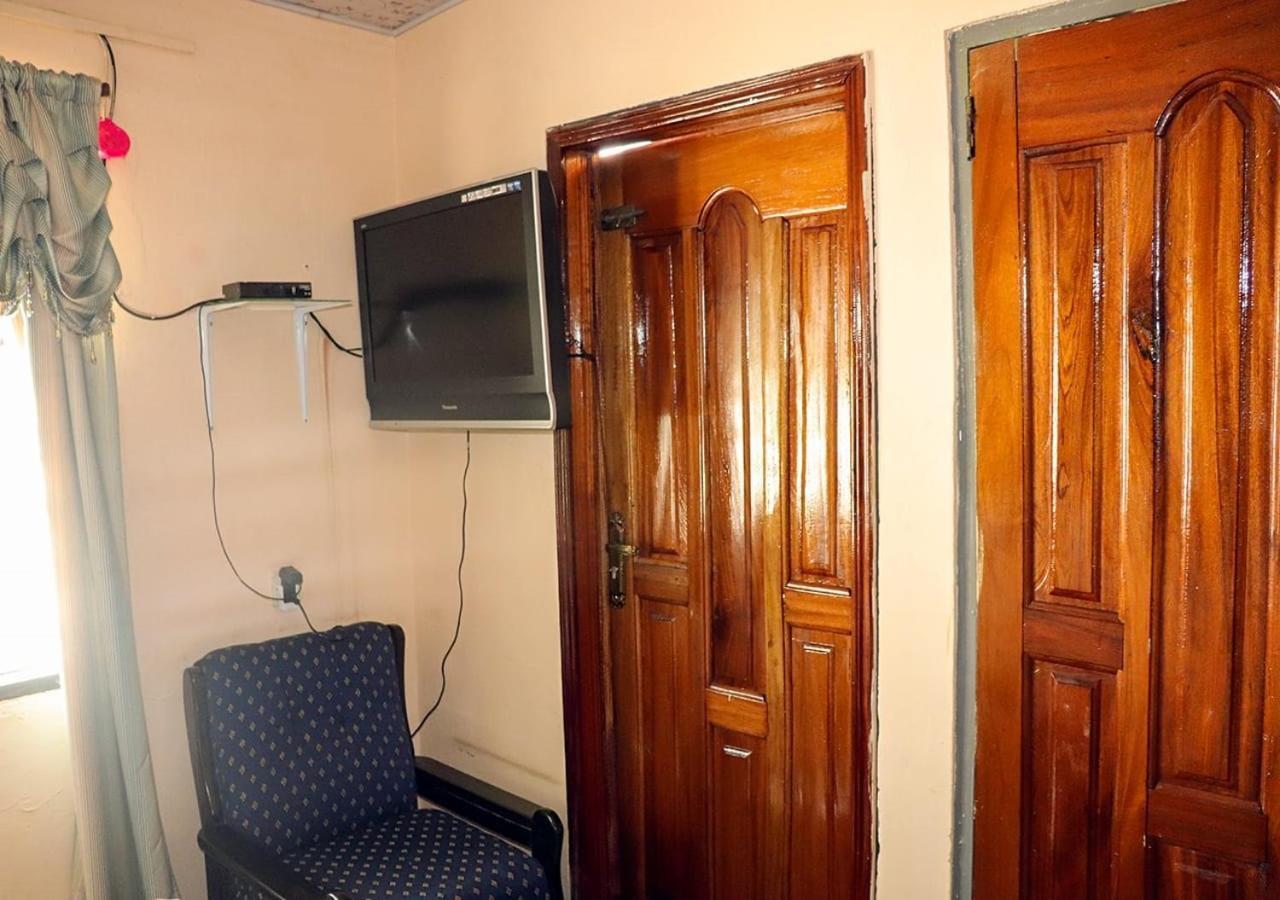 To Be Hotel Кумаси Экстерьер фото